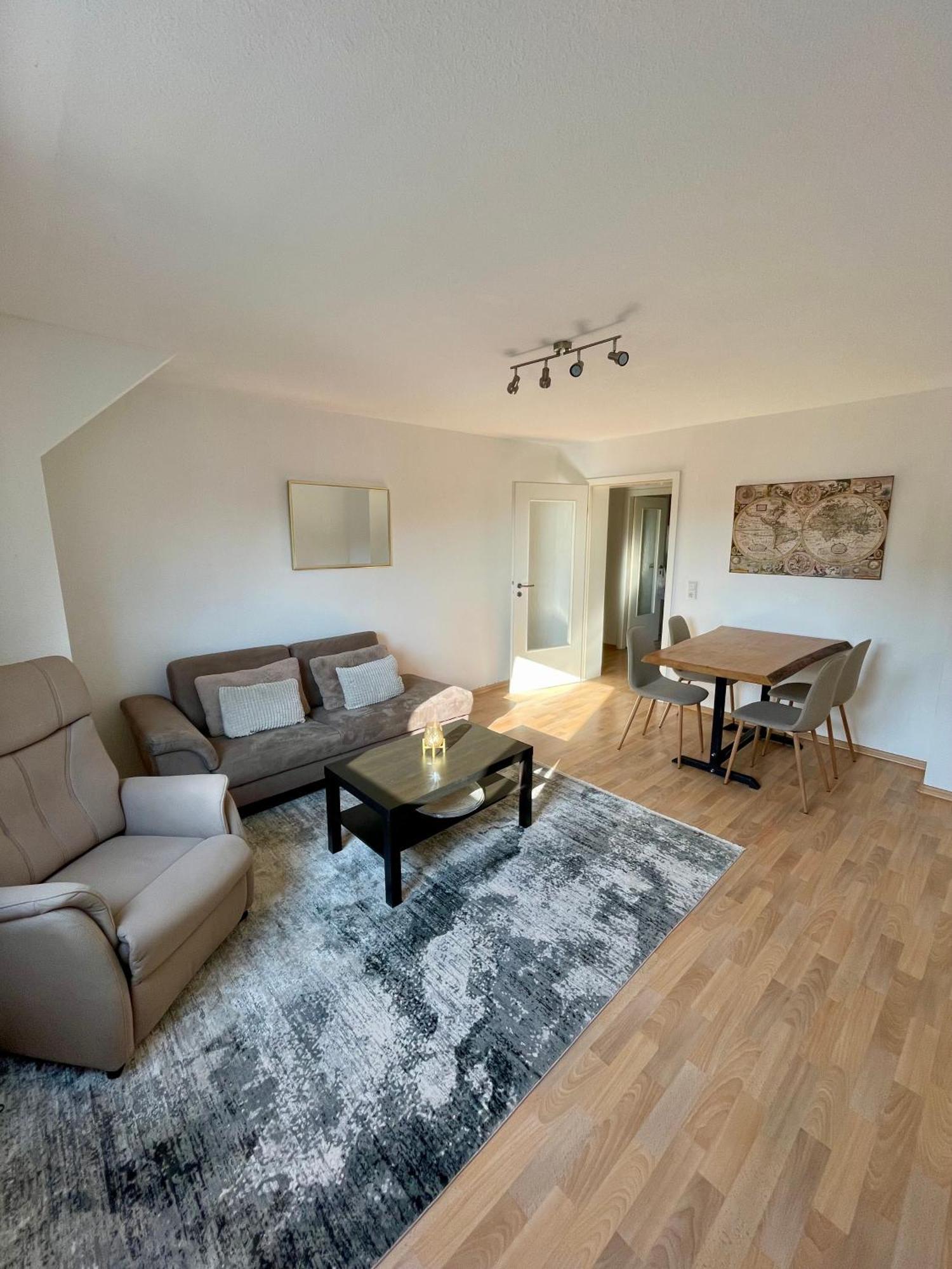 Apartment Gross, Aber Gemuetlich - Citynah